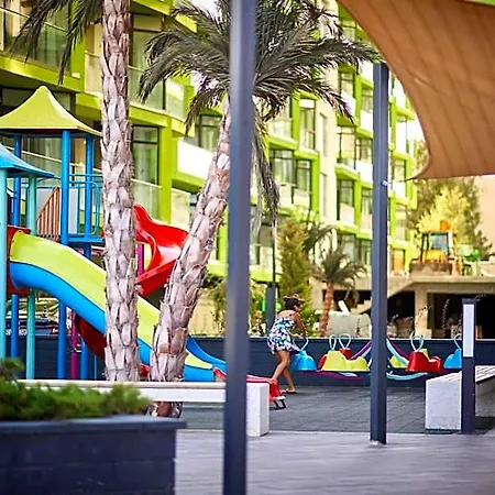 Willow Alessi Pool & Hotel Constanta