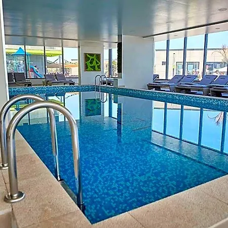 Willow Alessi Pool & Hotel Constanta