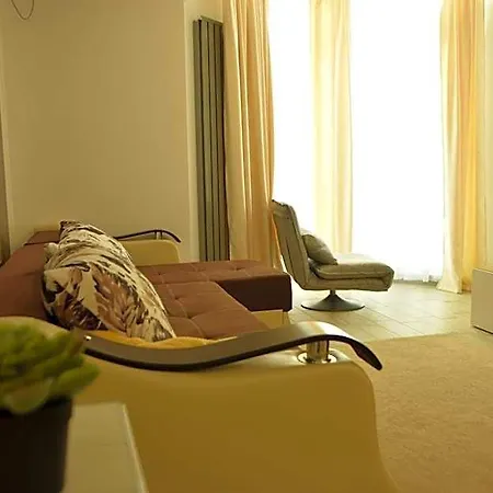Willow Alessi Pool & Hotel 3*
